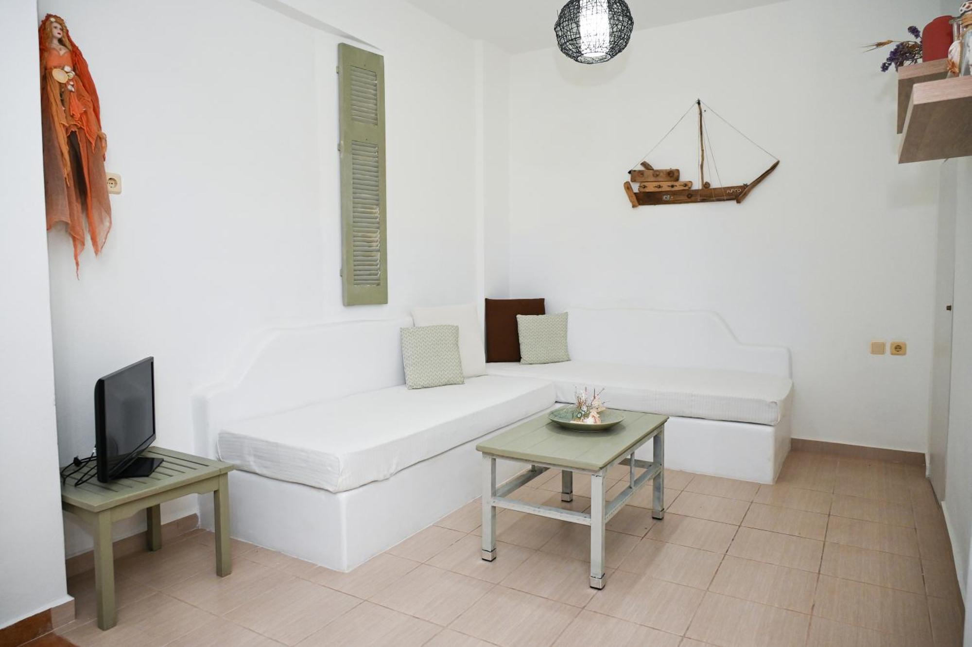Apartment Navis Triovasalos
