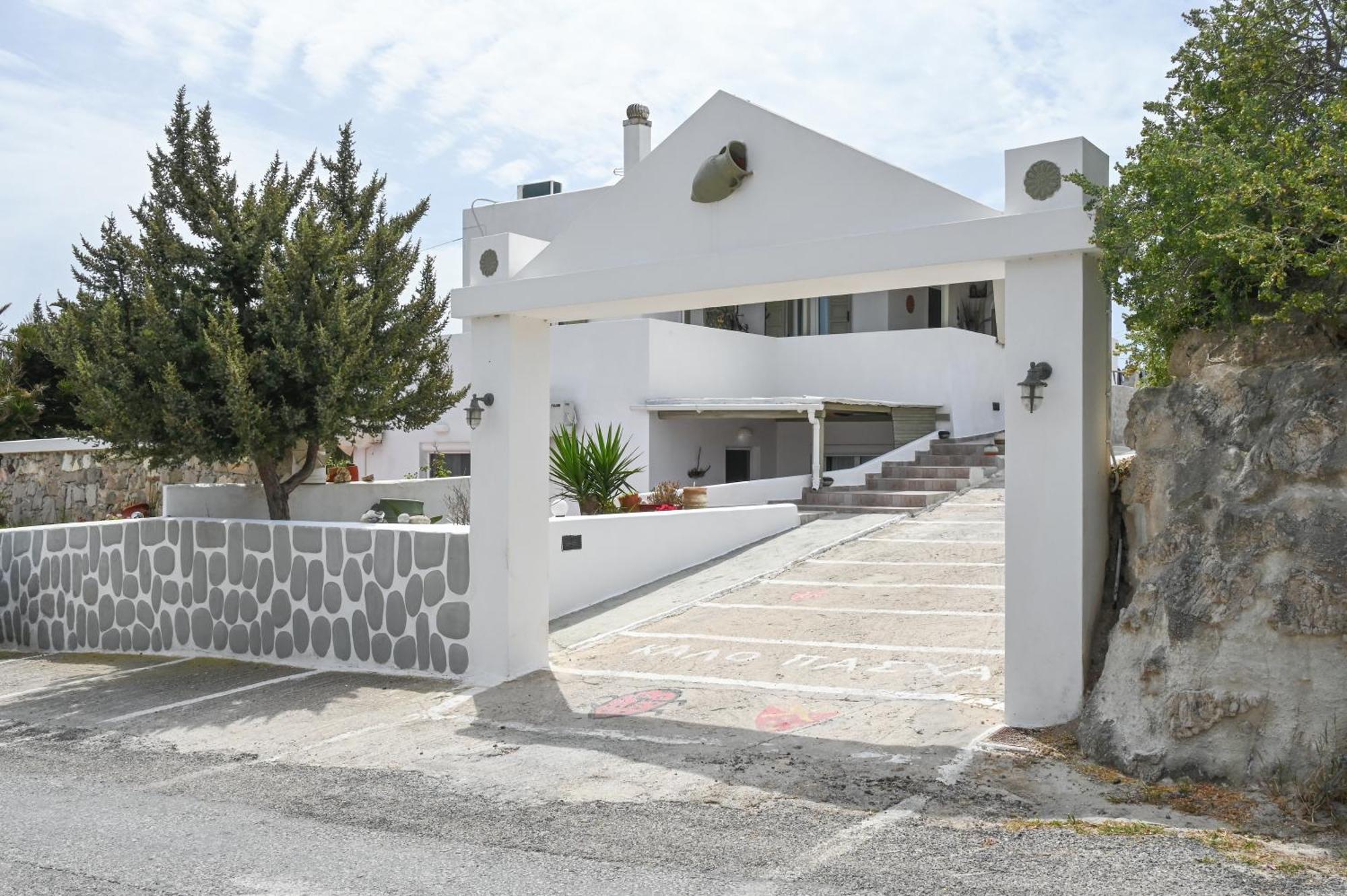 Navis Triovasalos