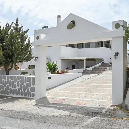 Navis Apartment Triovasalos Exterior photo